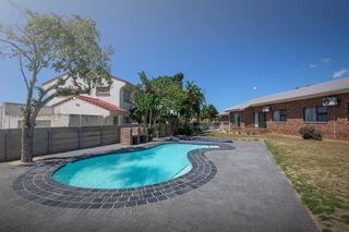 apartment styled accommodation self catering bluewater bay king guest lodge swim pool apartment styled accommodation self catering bluewater bay king guest lodge swim pool