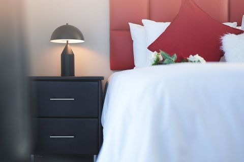 sea side accommodation bnb bluewater bay king kings lodge king room 2 091 sea side accommodation bnb bluewater bay king kings lodge king room 2 091