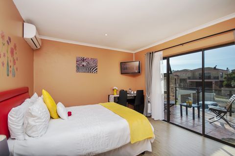 sea side accommodation guest lodge bluewater bay king 035 sea side accommodation guest lodge bluewater bay king 035